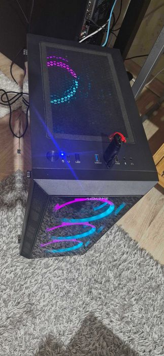PC Gaming Mid-Tier Gigabyte