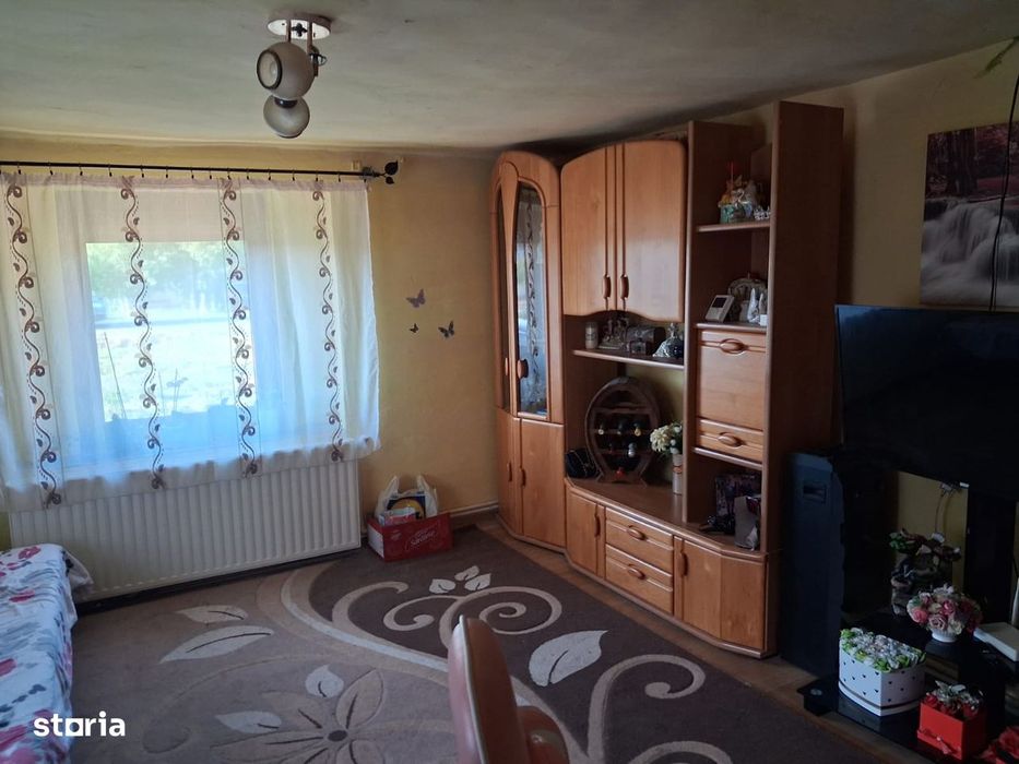 Casa in Fantanele la soseaua principala 92000