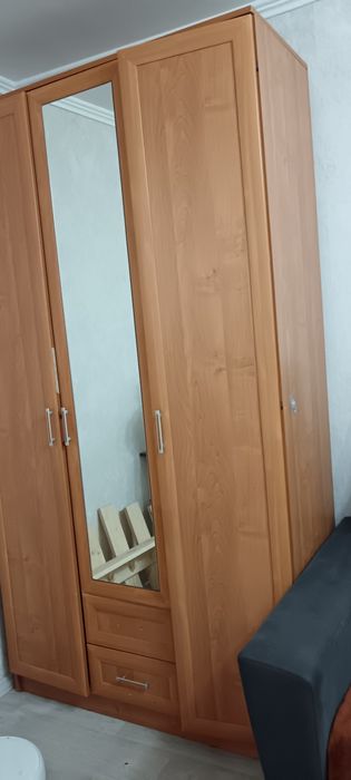 Продам шкаф за 20000