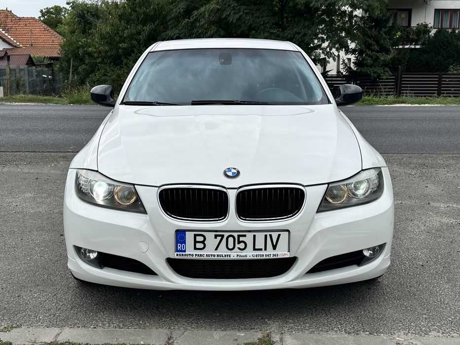 Bmw Seria 3 320D Automat X-Drive / Navigatie / Bi-Xenon / Jante 18