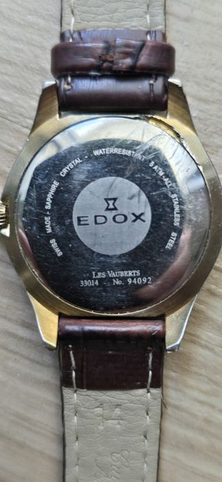 Часовник Edox Les Vauberts - кварцов