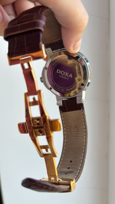 Ceas Doxa , bratara piele crocodil maro , D light , 30 atm, sticla safir