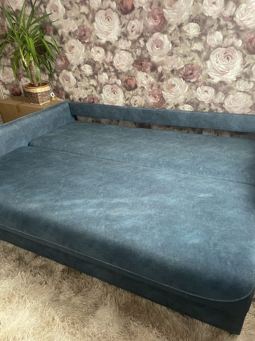 Продам диван б/у