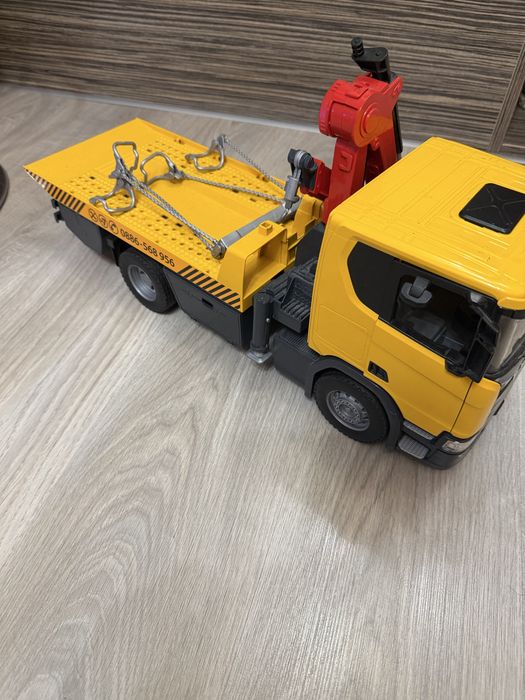 Детски камиони Scania и Volvo