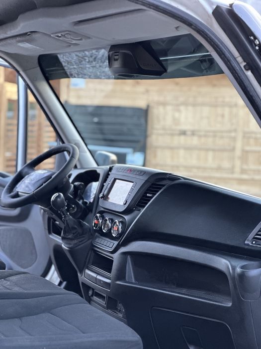 Iveco Daily Basculabil pe 3 parti motor3.0 150cp Clima An 2016 Spania