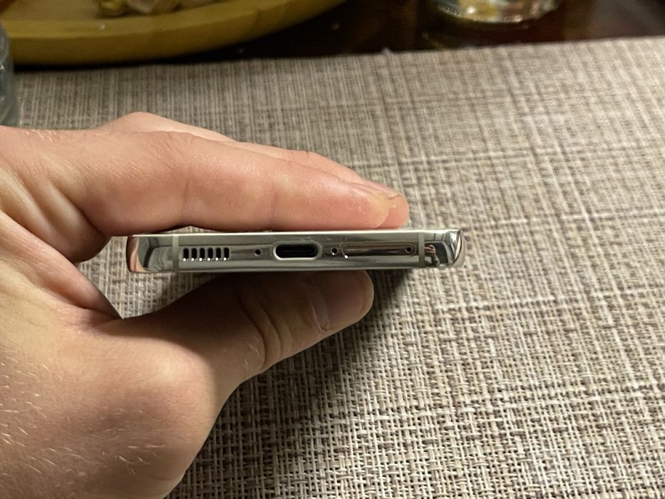 Продам Samsung s23
