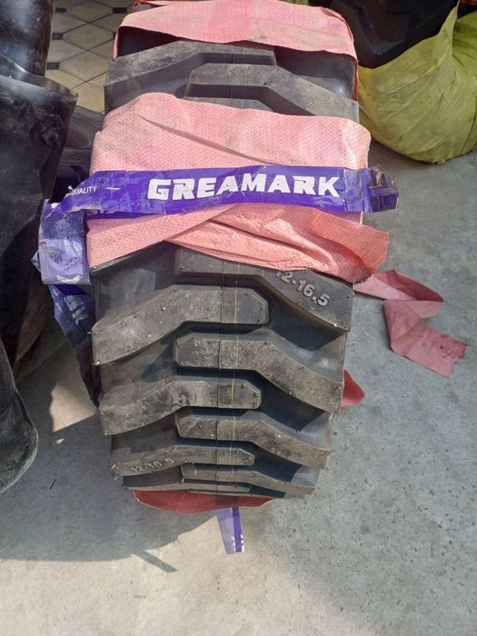 12 - 16,5 SKS 2/SKS 5. Шины для мини экскаватора. Rockbuster/GREAMARK