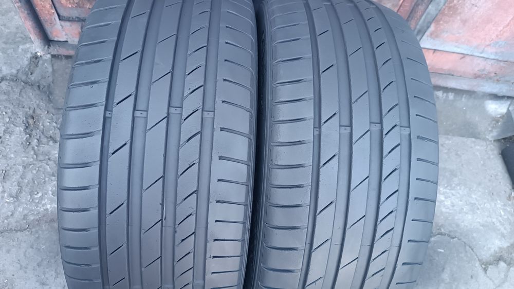 245/40/18 Kumho .