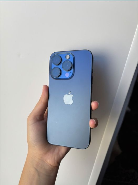 Продам iphone 15 pro
