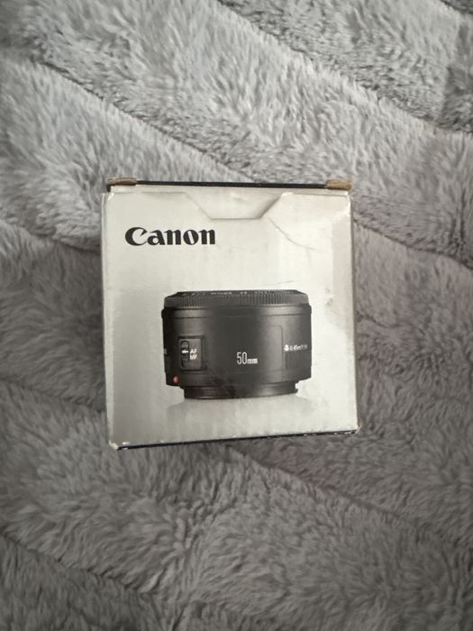 Линза canon 50мм