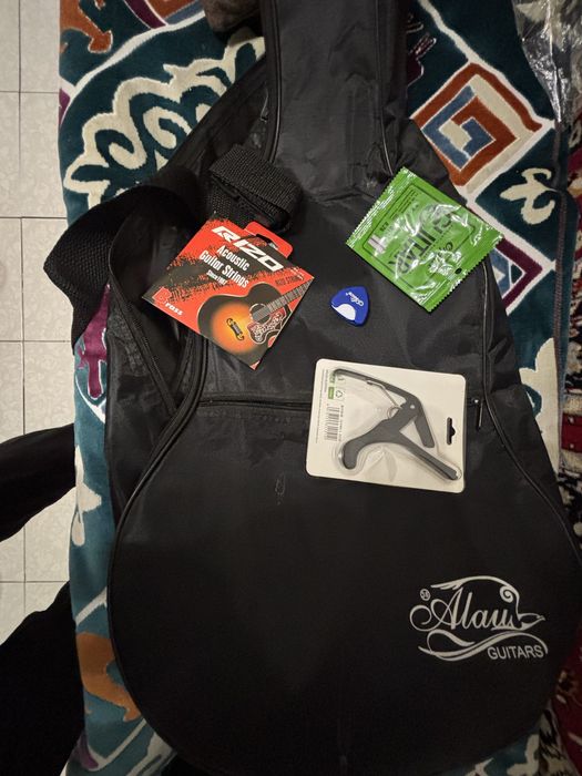 Гитара lieven town Alau