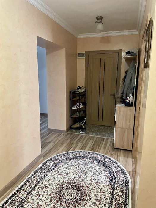 Продается 3-комнатная квартира