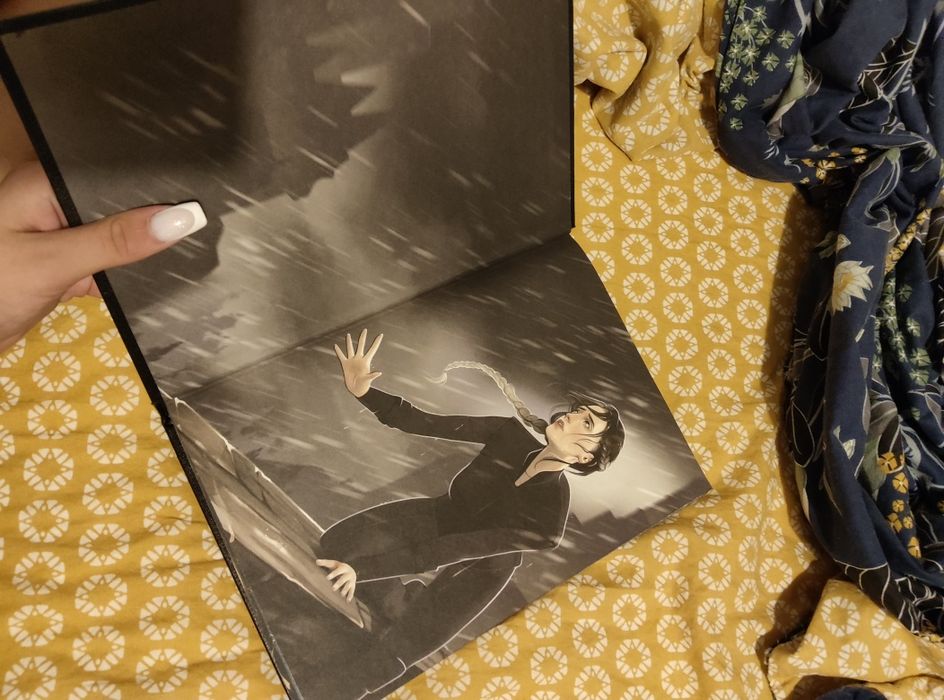 Книга четвърто крило