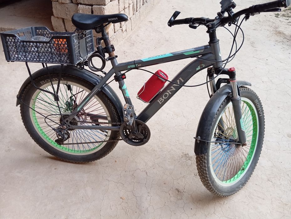 Velosiped sotiladi narxi 900,000 ming sôm