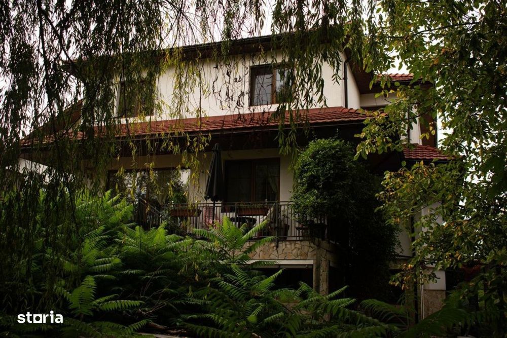 Casa de 550 mp cu teren de 2000 mp, Buna Ziua
