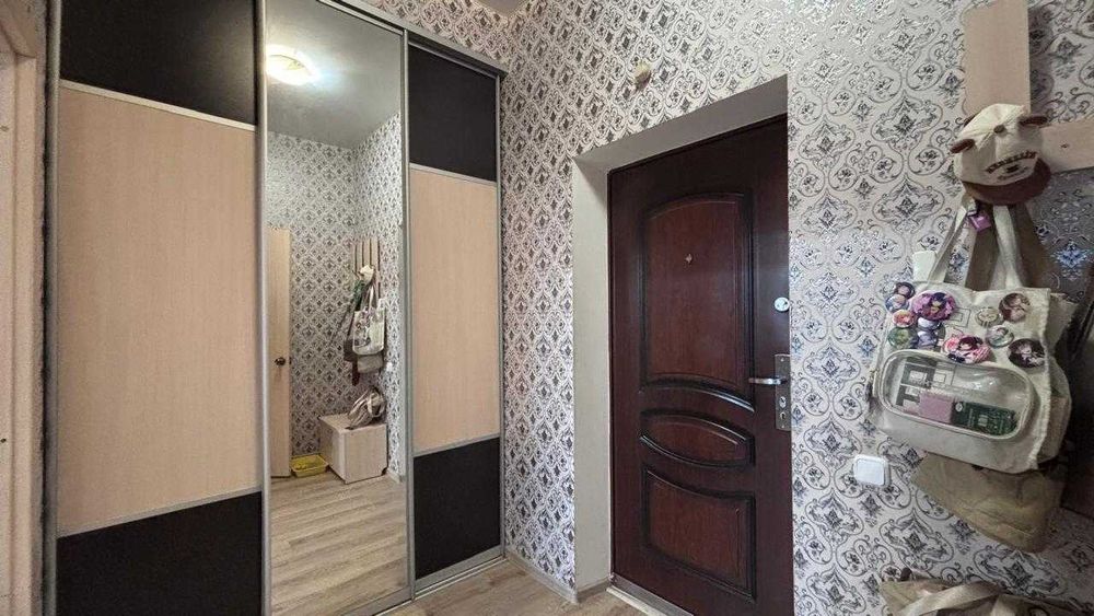 Продается 1 ком квартира мкр Юбилейный