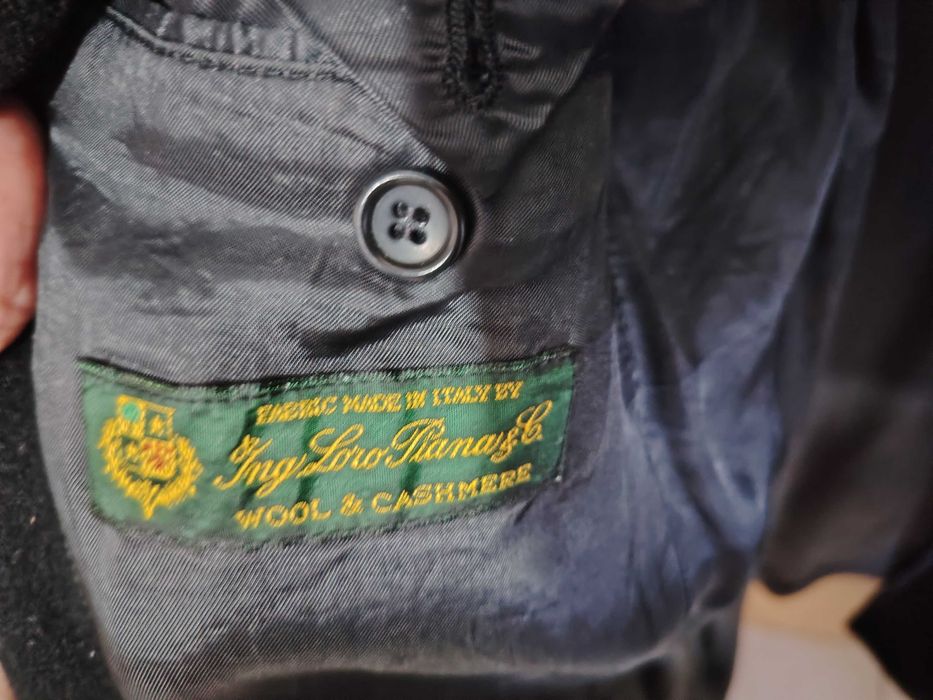 Оригинално палто на марката Loro Piana