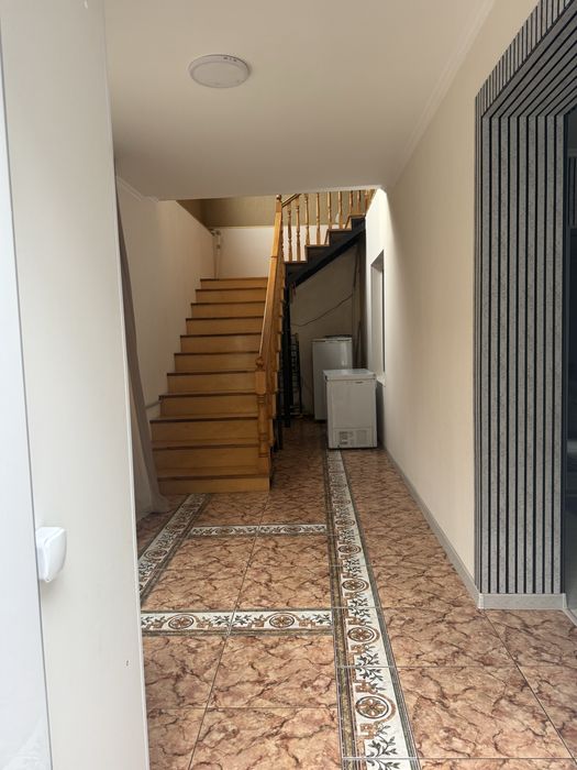 Продам полдома! В очень хорошем районе