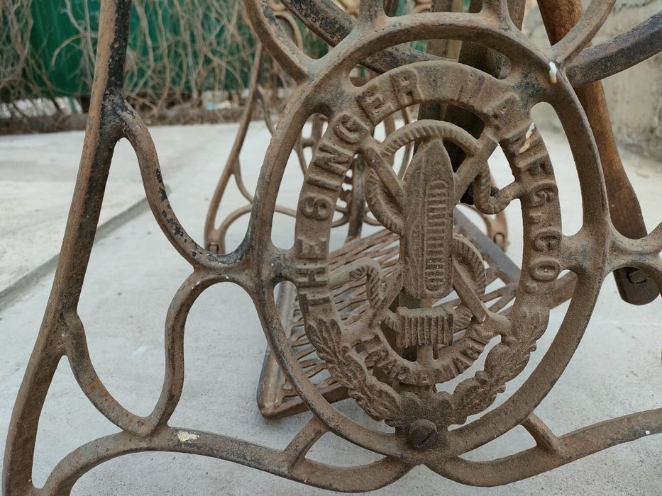 Основа швейной машинки Zinger