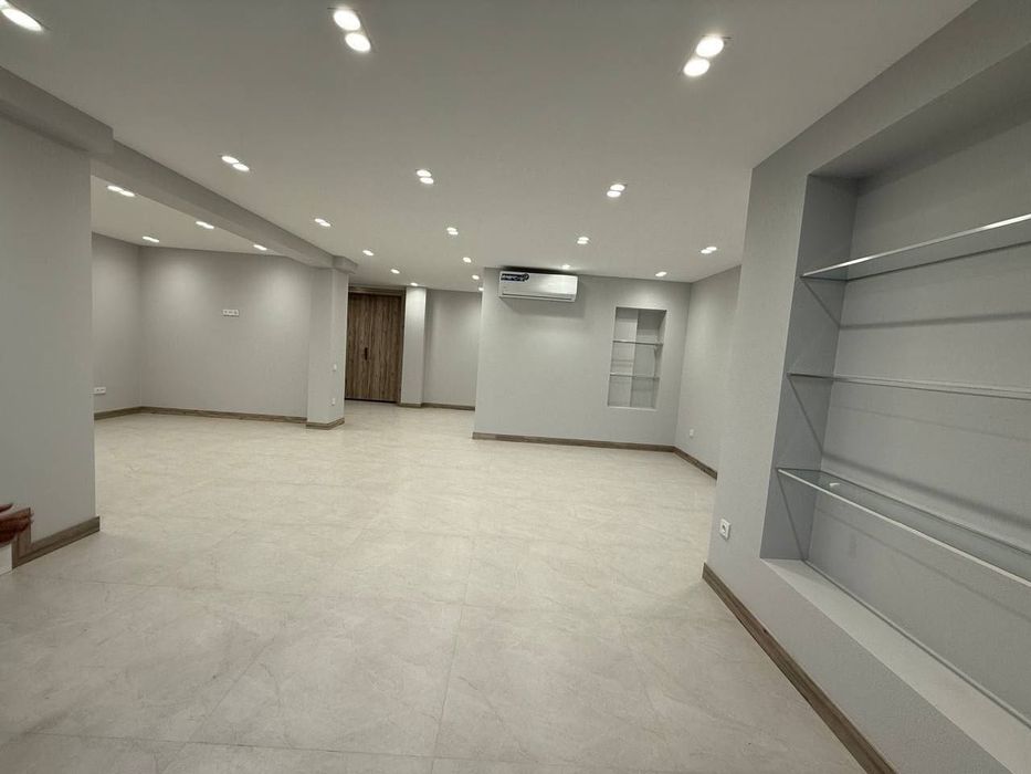 Аренда помещение
Улица Махтумкули 233м2