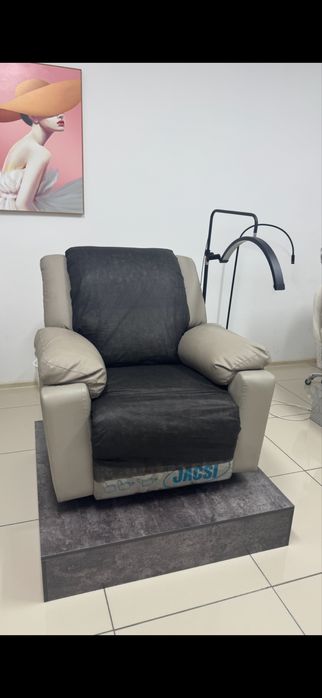 Кресло реклайнер