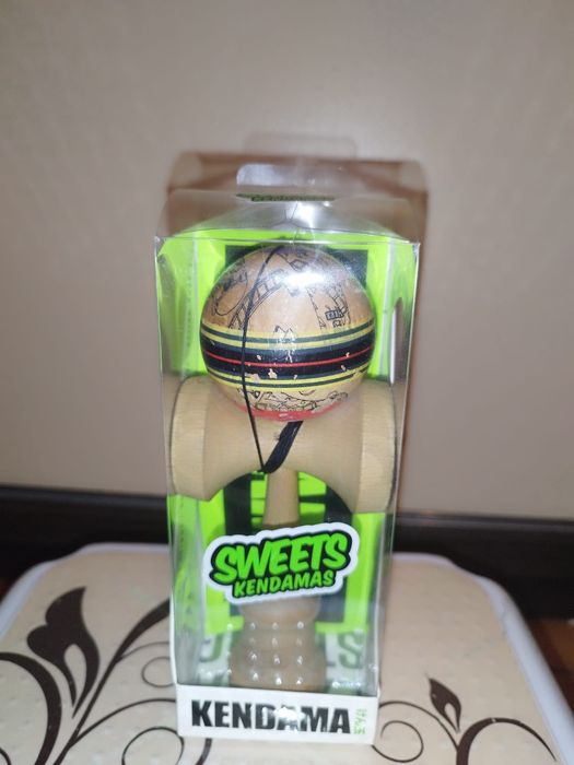 Kandamă: ken sweets boost prime, bilă krom pro model,,bonz''