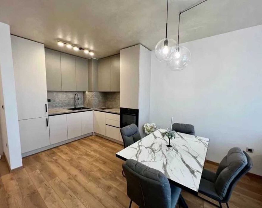 Продава се Двустаен апартамент в Пловдив, Беломорски - 83 кв.м за 983 €/кв.м - Снимка #2