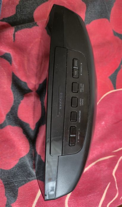 Ceas de birou Philips, cu radio si alarme, pe baterii si adaptor priză