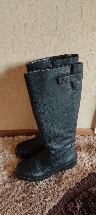 Продам зимние сапоги Rieker