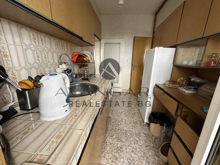 Продава се Тристаен апартамент в Пловдив, Кючук Париж - 96 кв.м за 1563 €/кв.м - Снимка #6