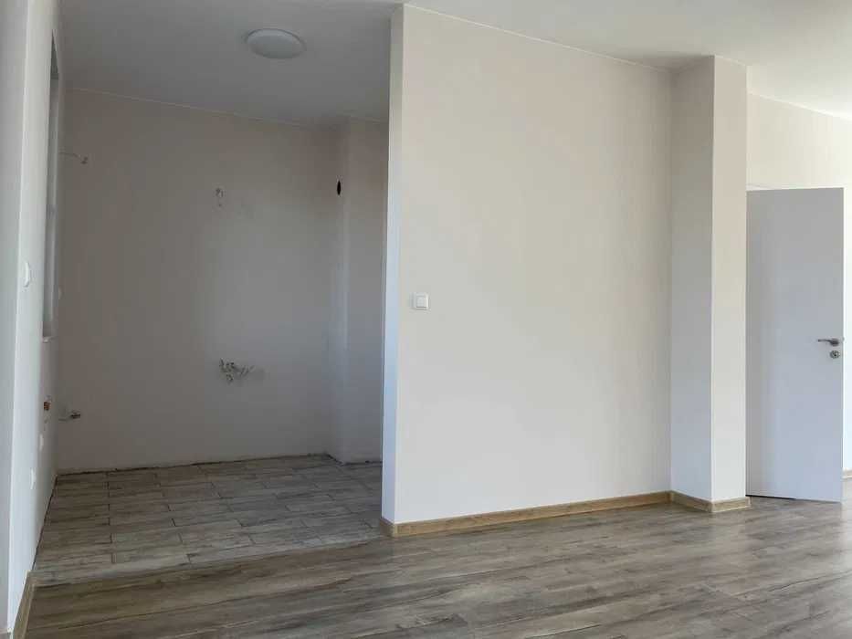 Продава се Къща в Бургас, Сарафово - 112 кв.м за 934 €/кв.м - Снимка #2