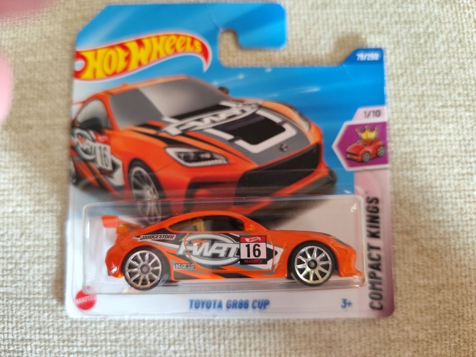 Hotwheels колички