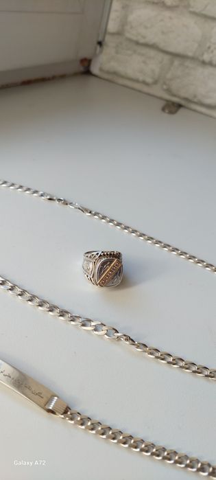 Продам серебро 47000