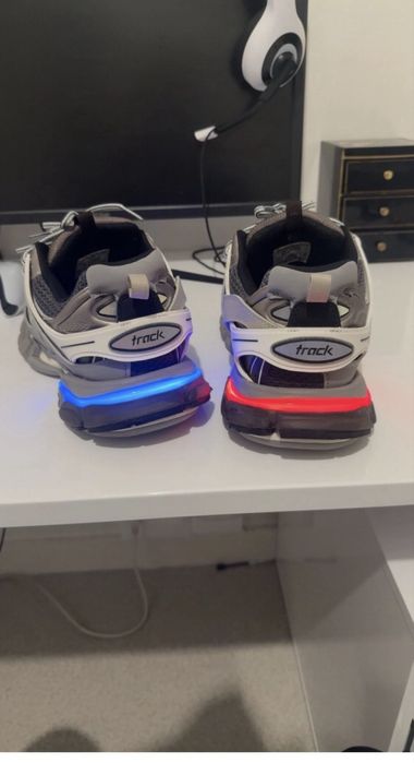 Balenciaga track led