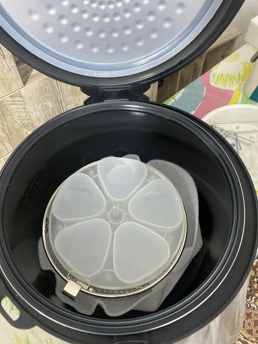 Продается мультиварка Артель новая