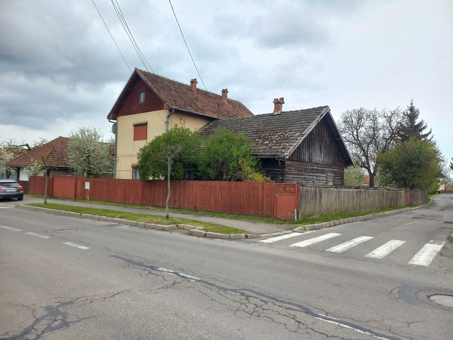 Casă de vănzare