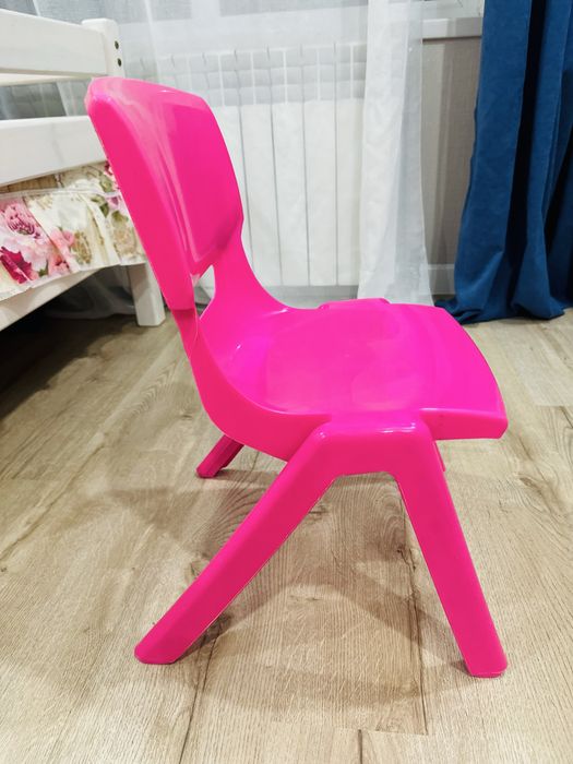 Продам детский стул