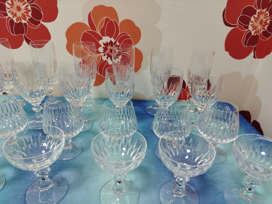 Нови кристали чаши