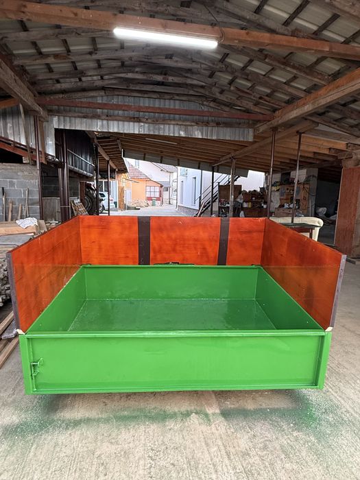 Lada in tiranti basculabila