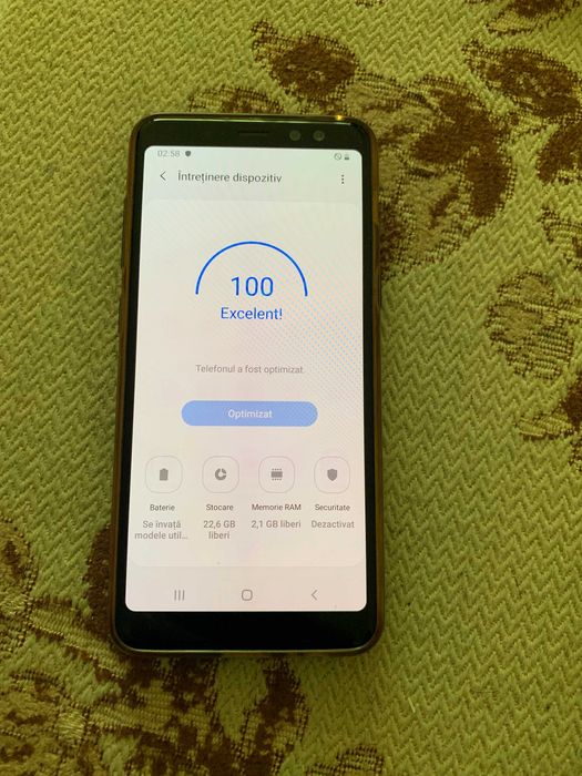 samsung  A8 dual sim 170 lei