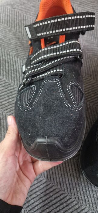 Спец обувь с металлическим носком