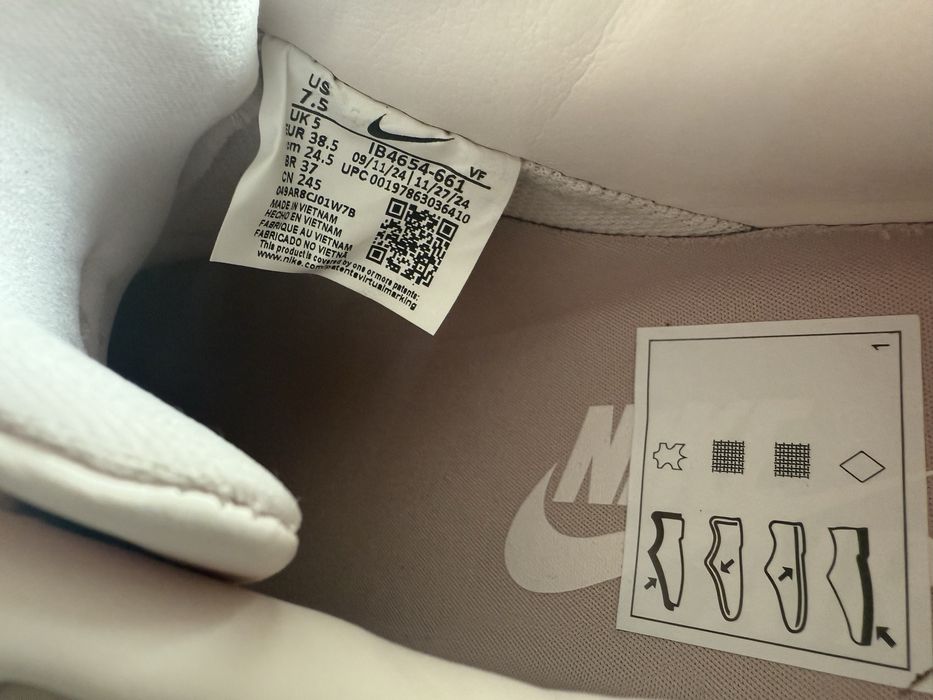 Nike Air Force 1 Low ОРИГИНАЛНИ дамски маратонки - 38/38,5