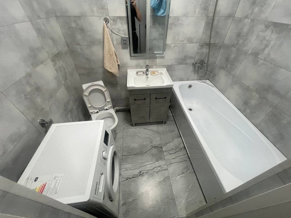 Продам квартиру жка Еламан