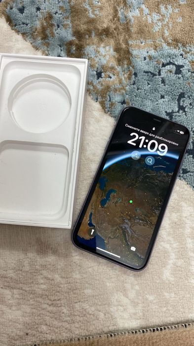 Продам Iphone 11