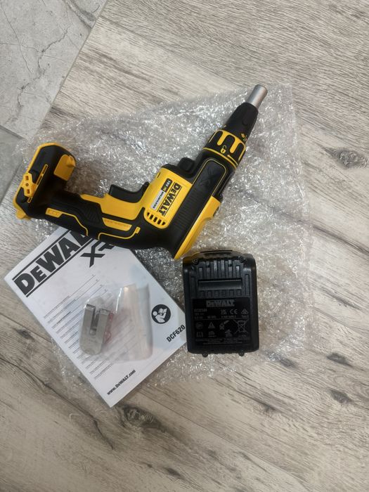 Vind filetanta rigips 2025 cu acumulator nou neutilizat