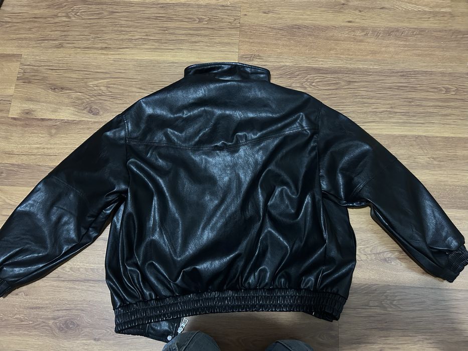 "Кожено" Яке от Bershka