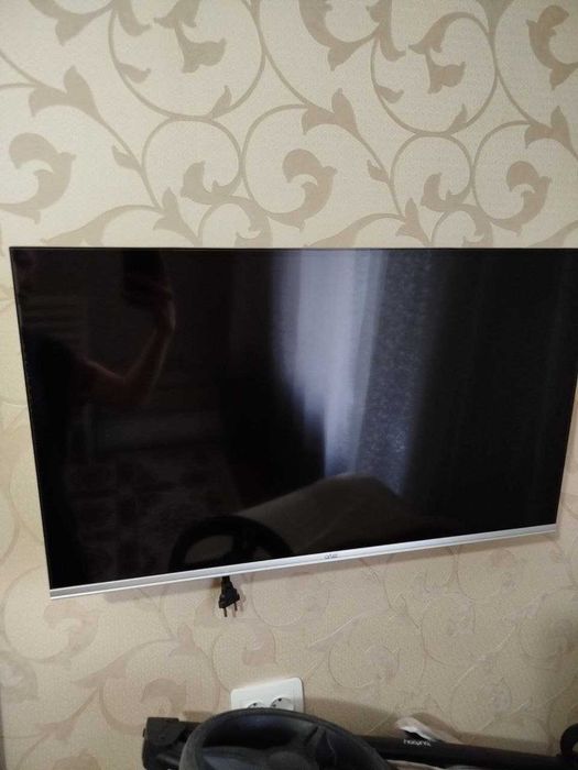 Продам телевизор Artel 32 (не смарт)
