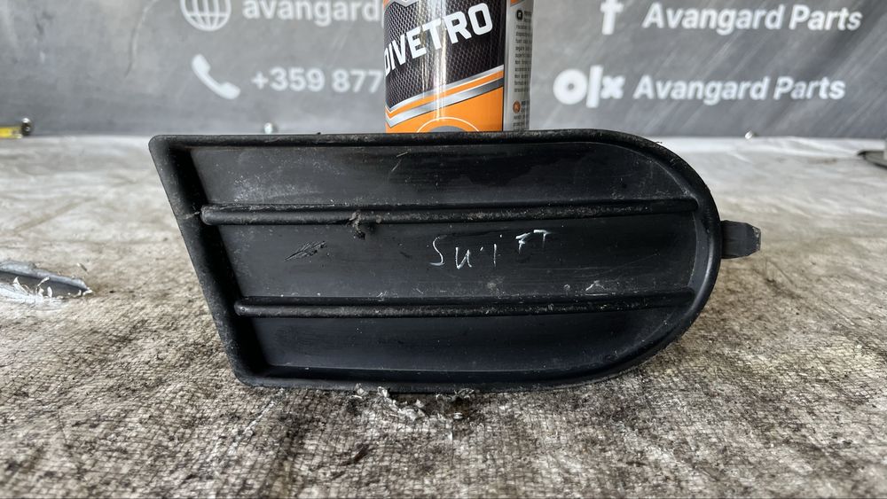 Suzuki Swift 3 дясна решетка