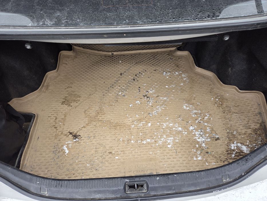 Продам полик на багажник.