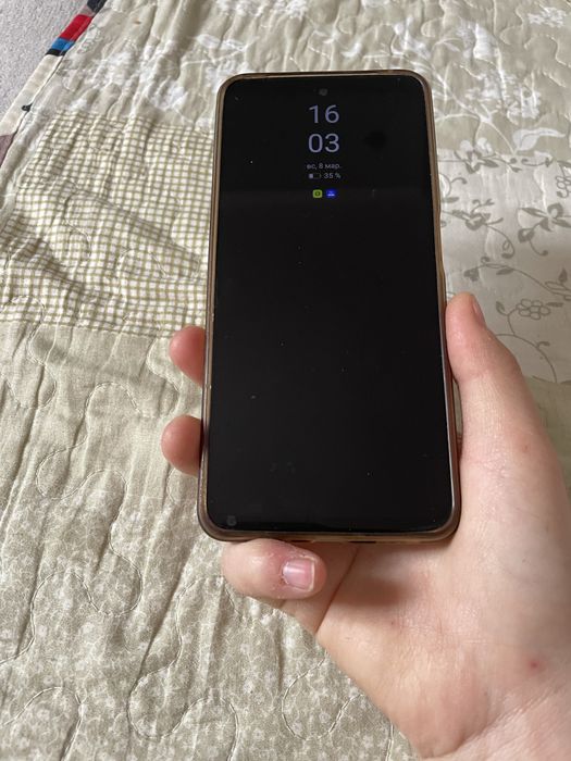 Realmi 13 5G телефон